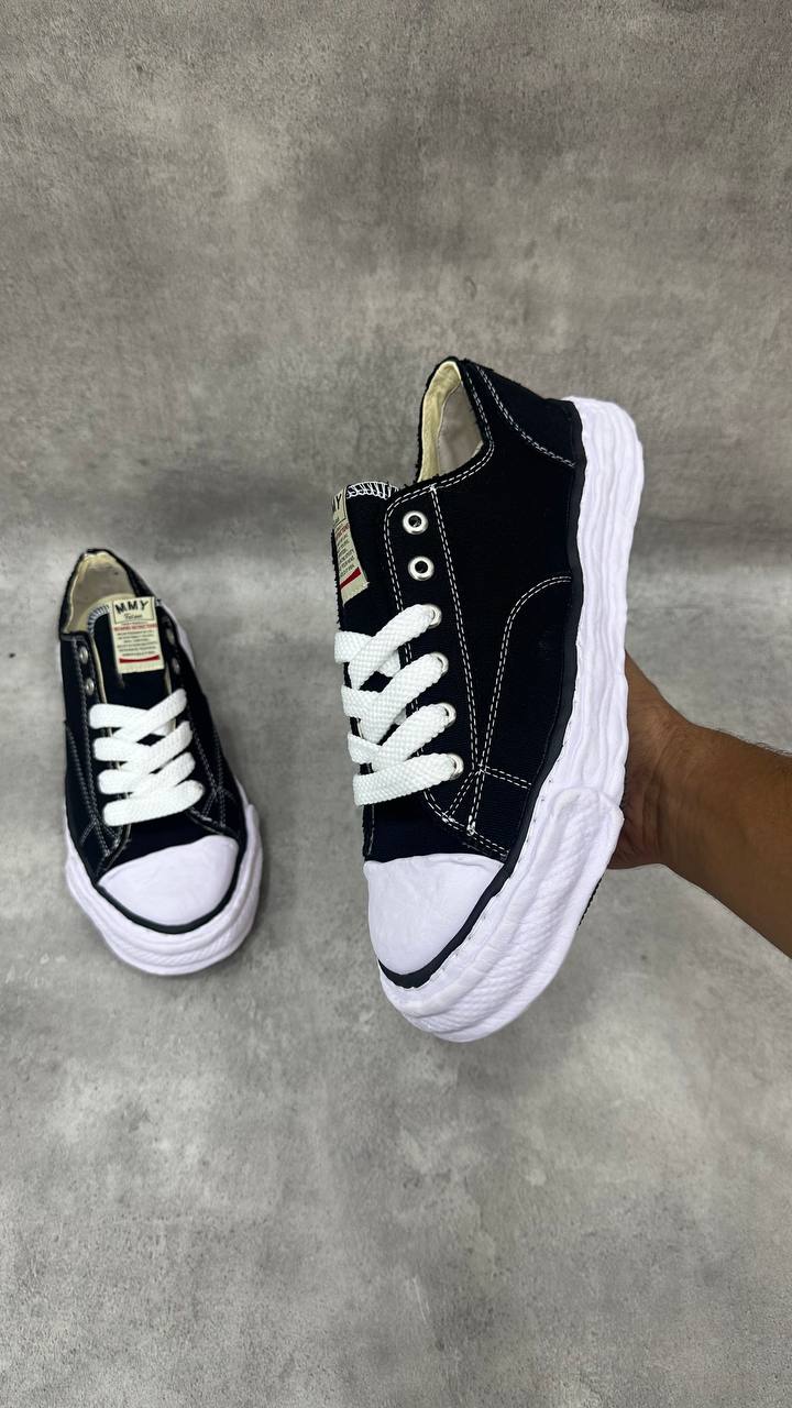 Maison Mihara Yasuhiro Hank OG Sole Canvas Low Black