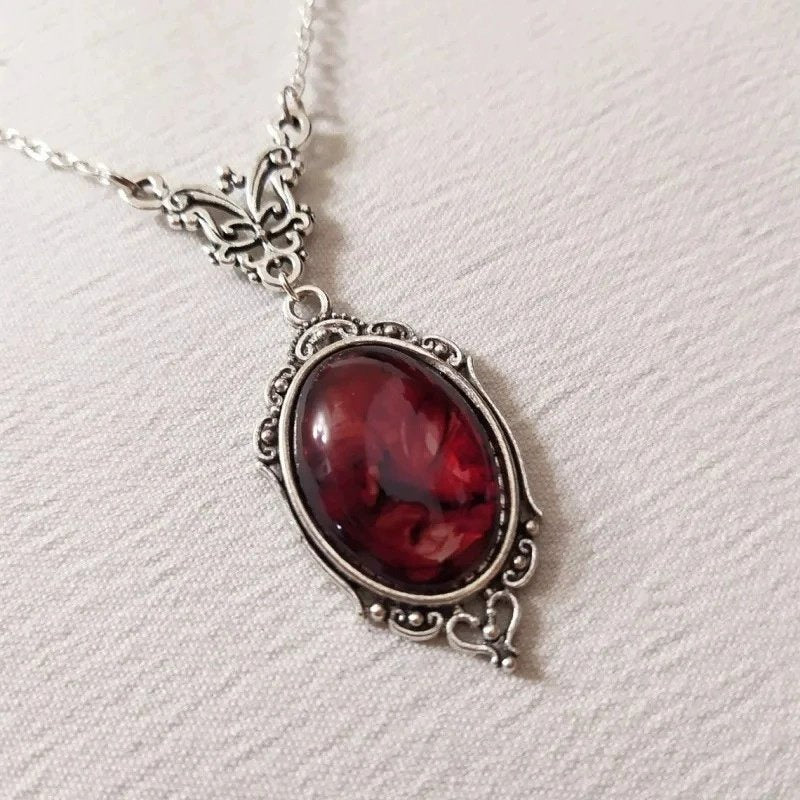 Vintage Silver Red Oval Gem Necklace