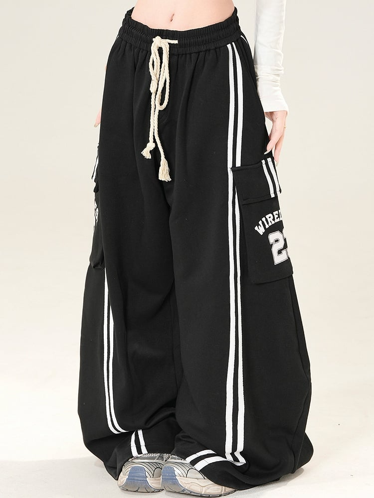 Black Bittersweet Letter And Number Print Cargo Pockets Decorated Wide-leg Cut Pants