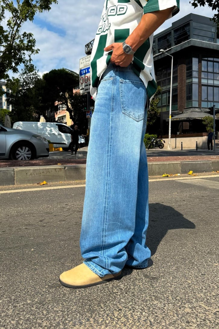 Blue Baggy Jeans