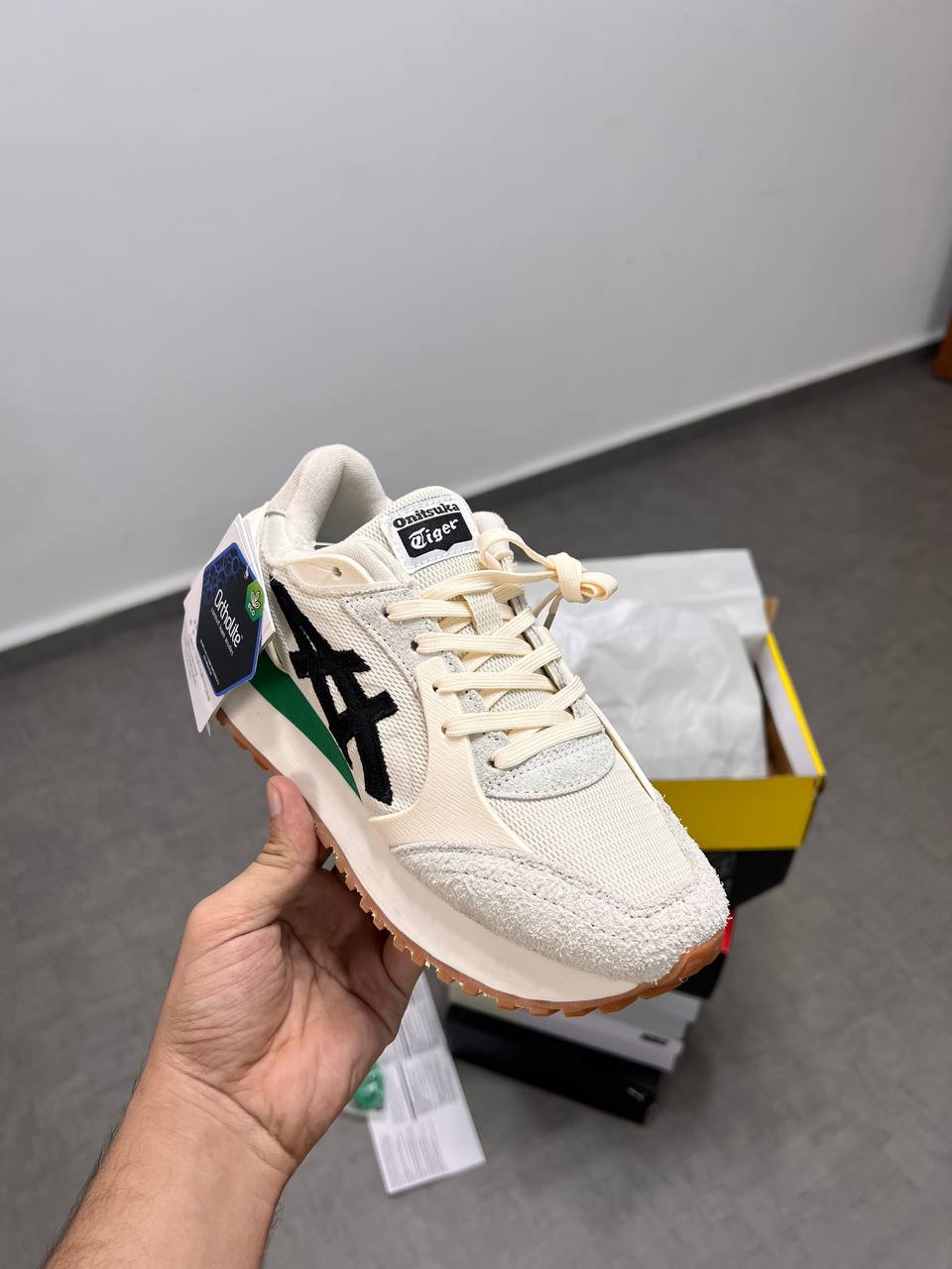 Onitsuka Tiger Moage CO Cream Black